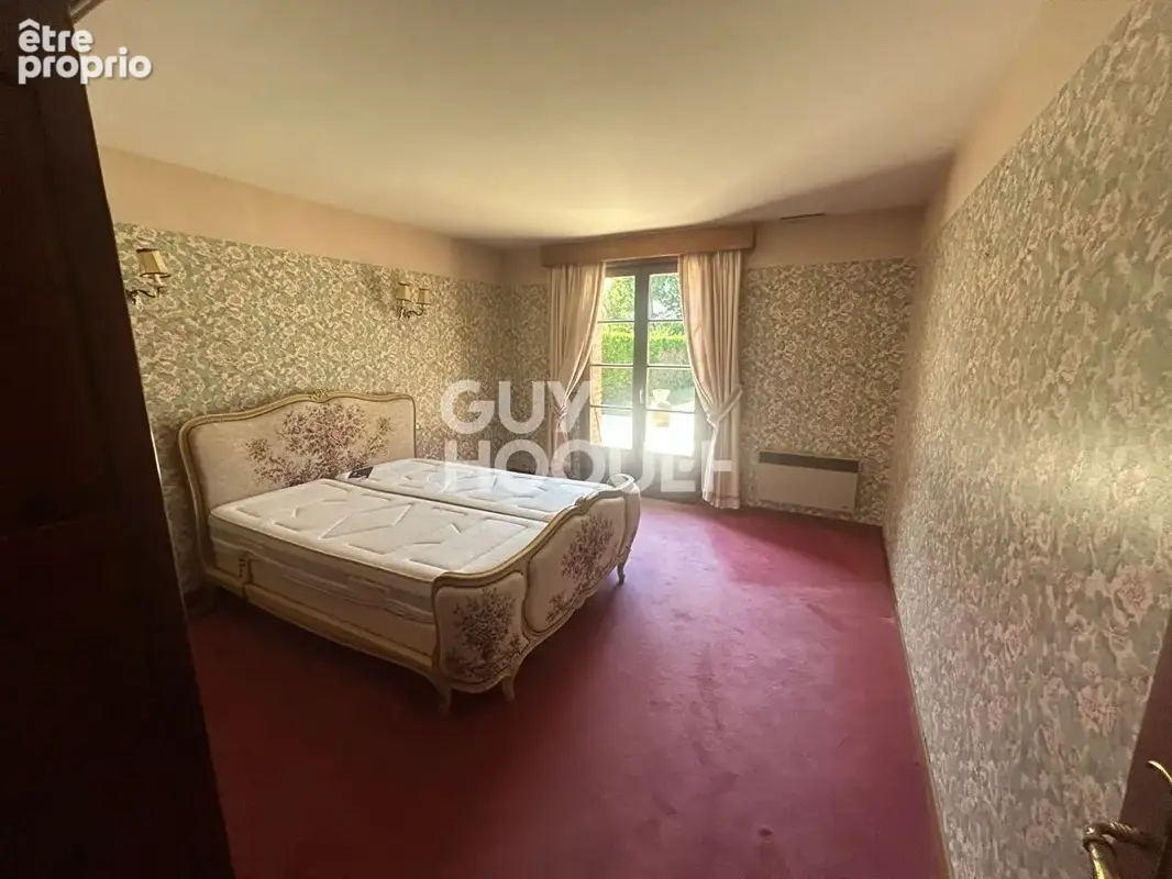 A VENDRE à COULOGNE - Semi plain-pied de 235 M² - 3 chambres - Parcelle de 1 288 M² - Garage. - photo 7