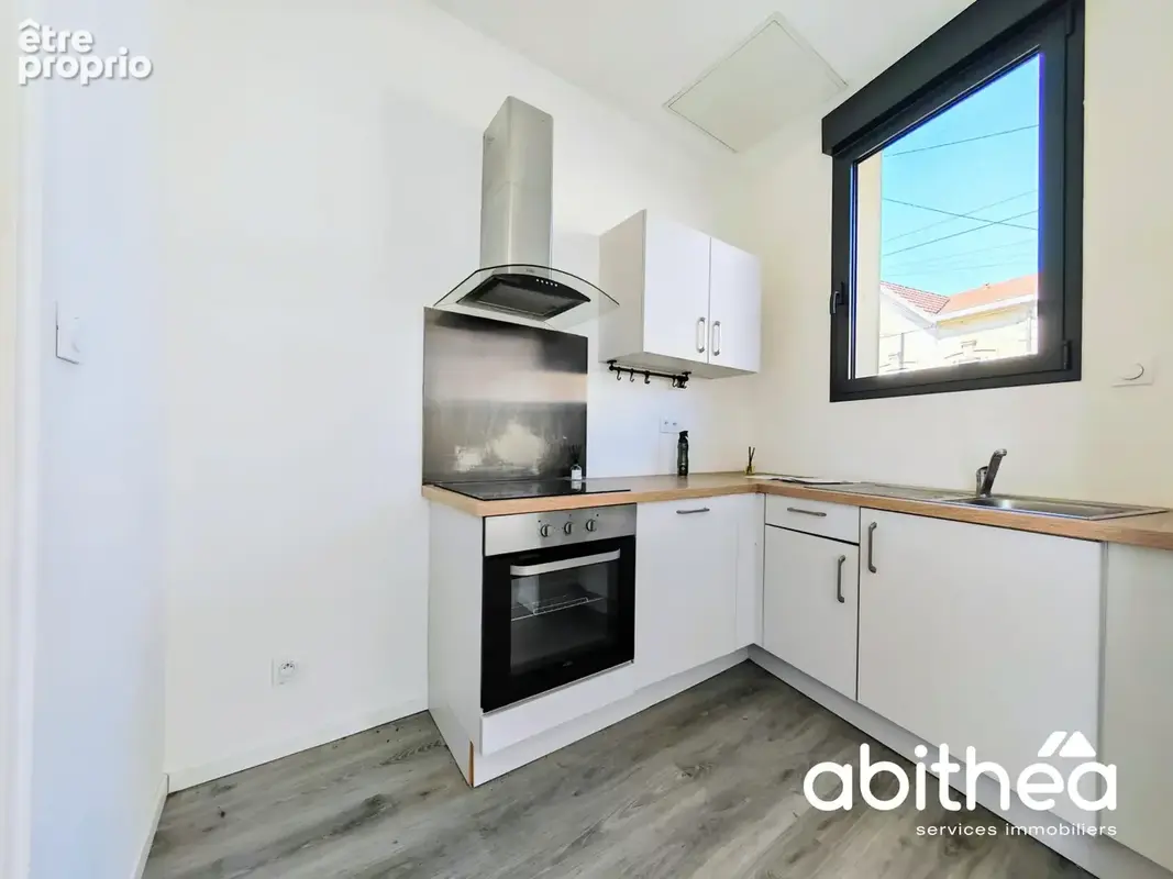 Libourne   l'épinette : une petite maison de charme, entièrement rénovée au prix d’un appartement ! - photo 5