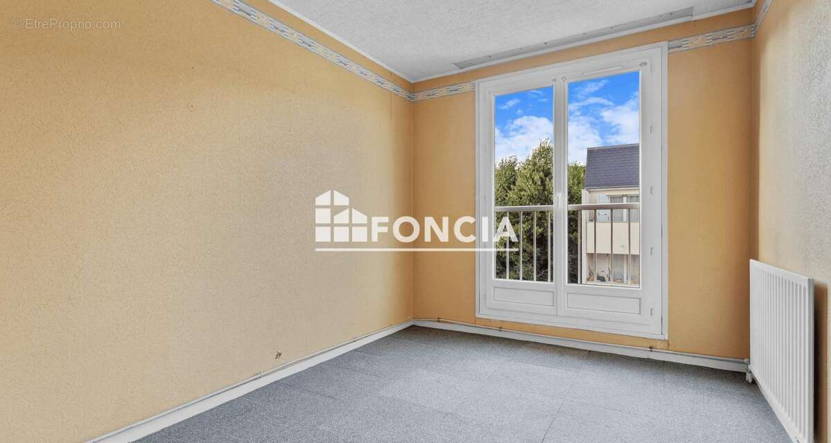 À vendre Appartement 4 pièces 85.29 m² - Montigny-le-bretonneux 78180 - photo 9