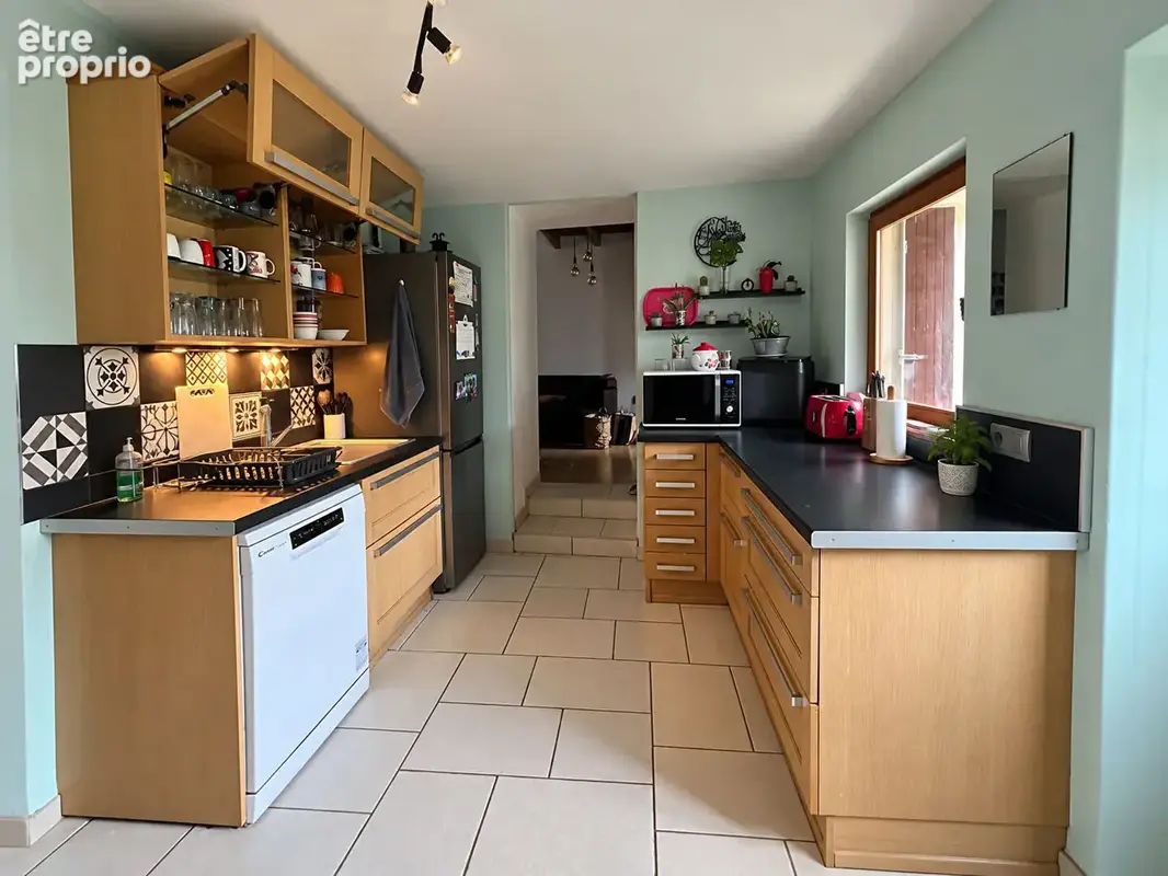 Maison 10 pièces 257 m² à vendre à Champagne-Saint-Hilaire (86160) - photo 4