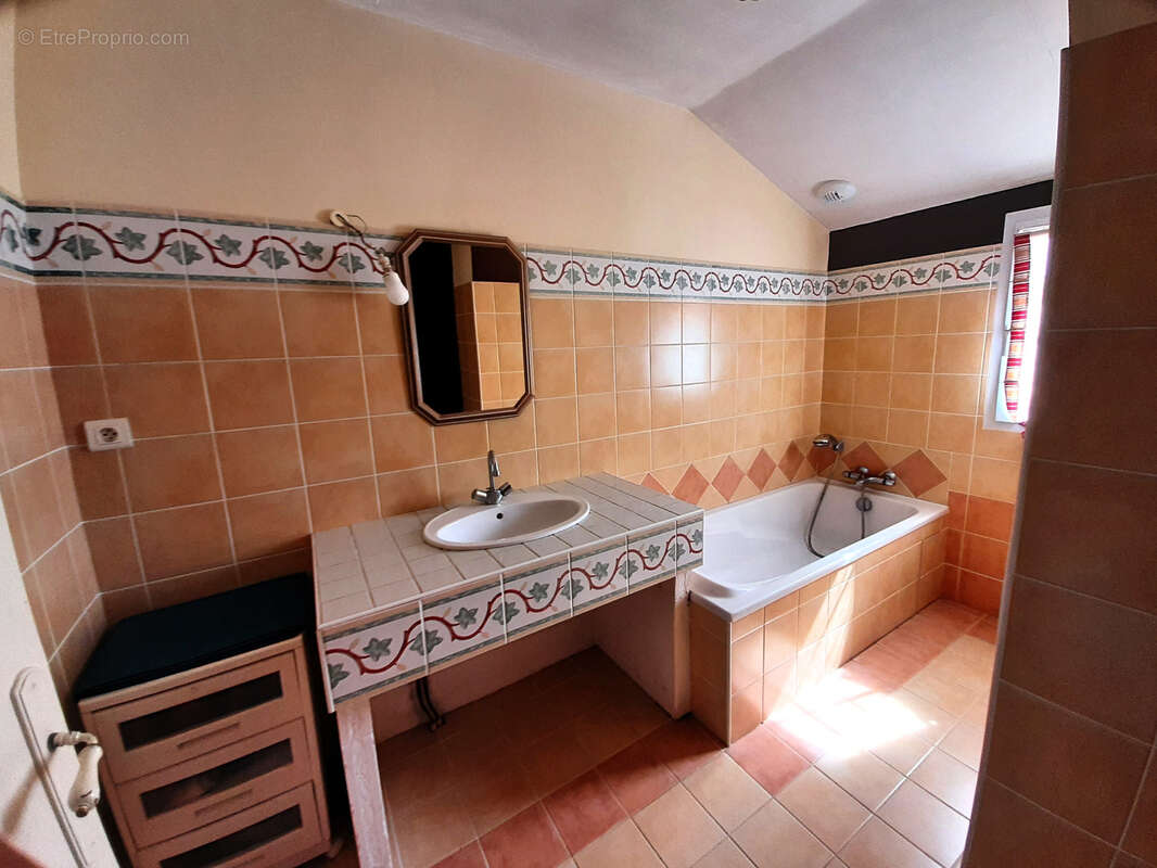 Maison à PETOSSE