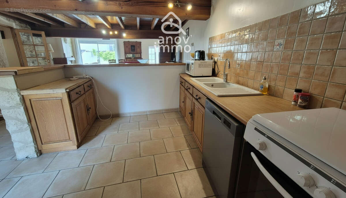 Grande maison familiale de plus de 150 m2 avec terrasse et j - photo 18