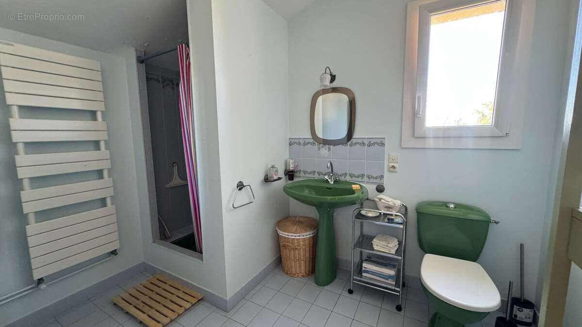 Maison à FONTAINE-LE-COMTE