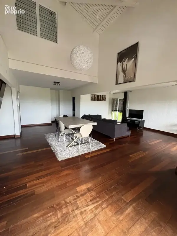 EXCLUSIVITE Bel appartement T4 en duplex à Bas-du-Fort - photo 2
