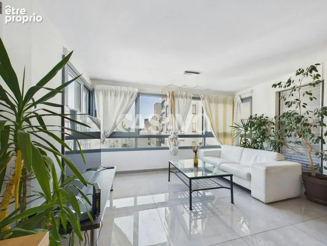 Vente Appartement 5 pièces de 97m² - 69100 Villeurbanne - photo 2