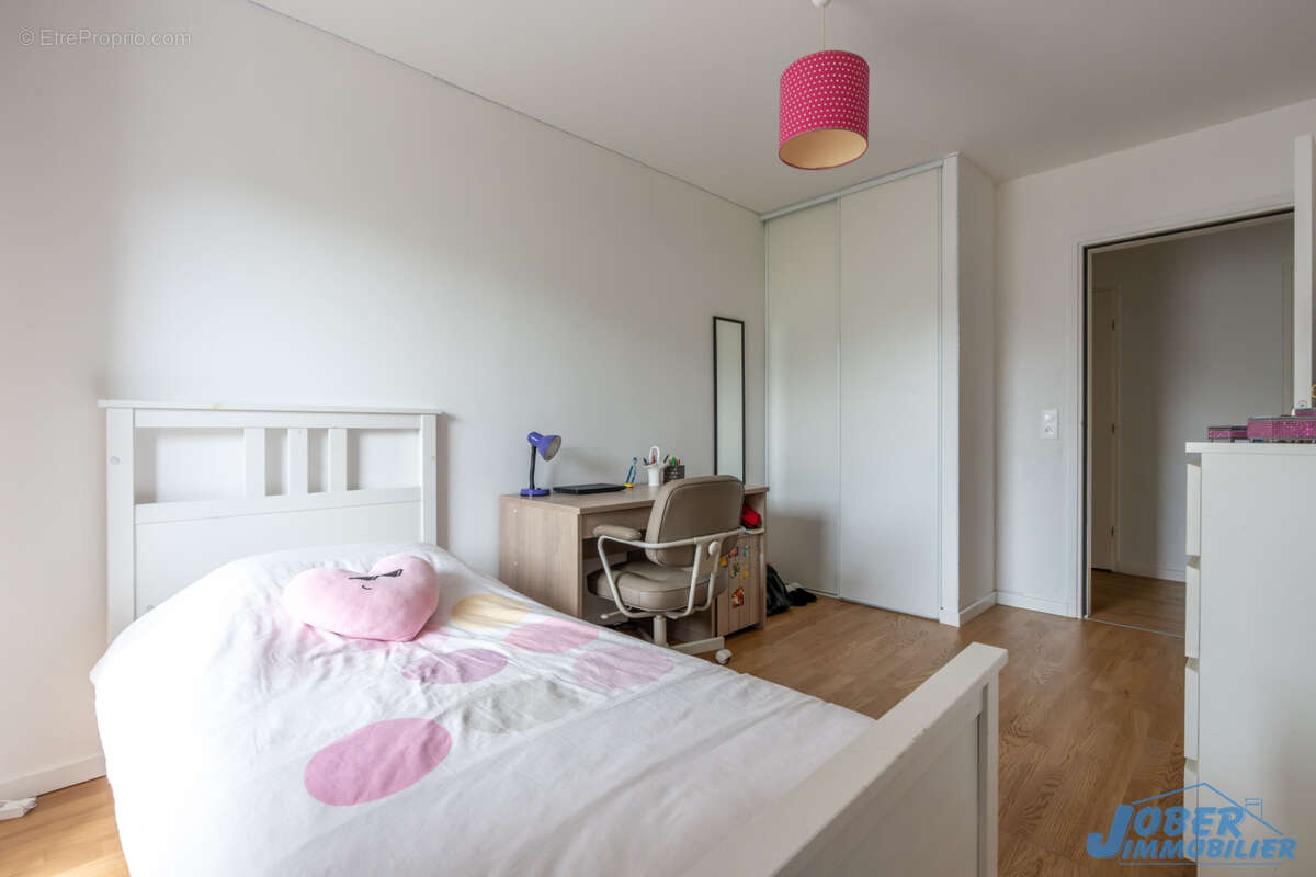 Appartement à NOGENT-SUR-MARNE