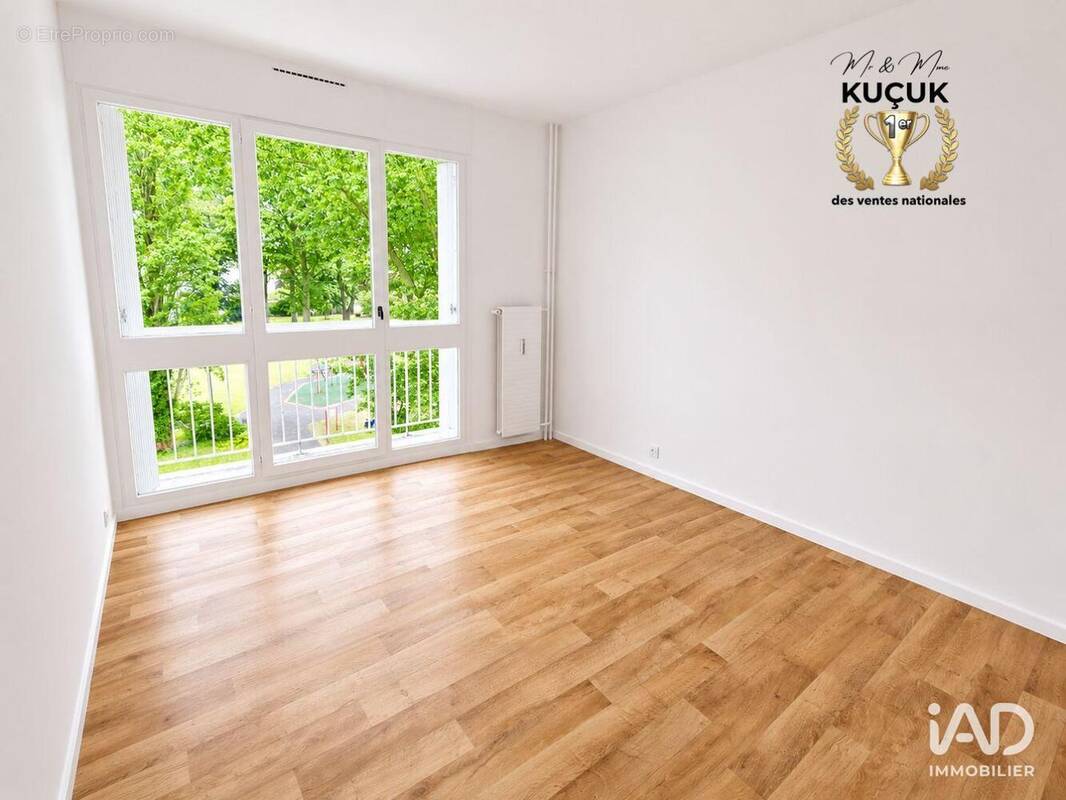 Photo 1 - Appartement à FLEURY-LES-AUBRAIS