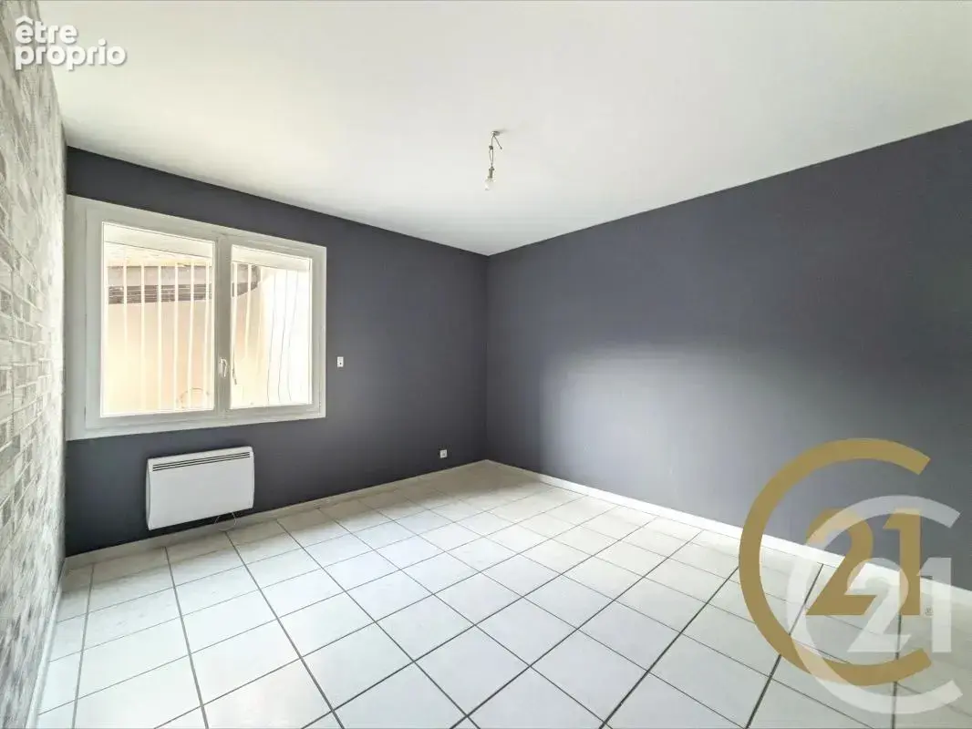 Appartement 5 pièces 90 m² à vendre à Echalas (69700) - photo 2