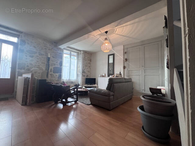 Maison à NERAC