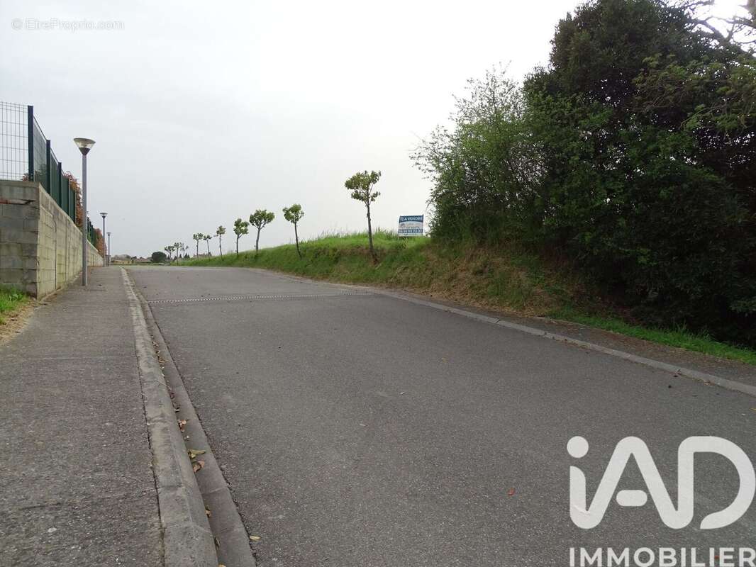 Photo 2 - Terrain à LE BURGAUD