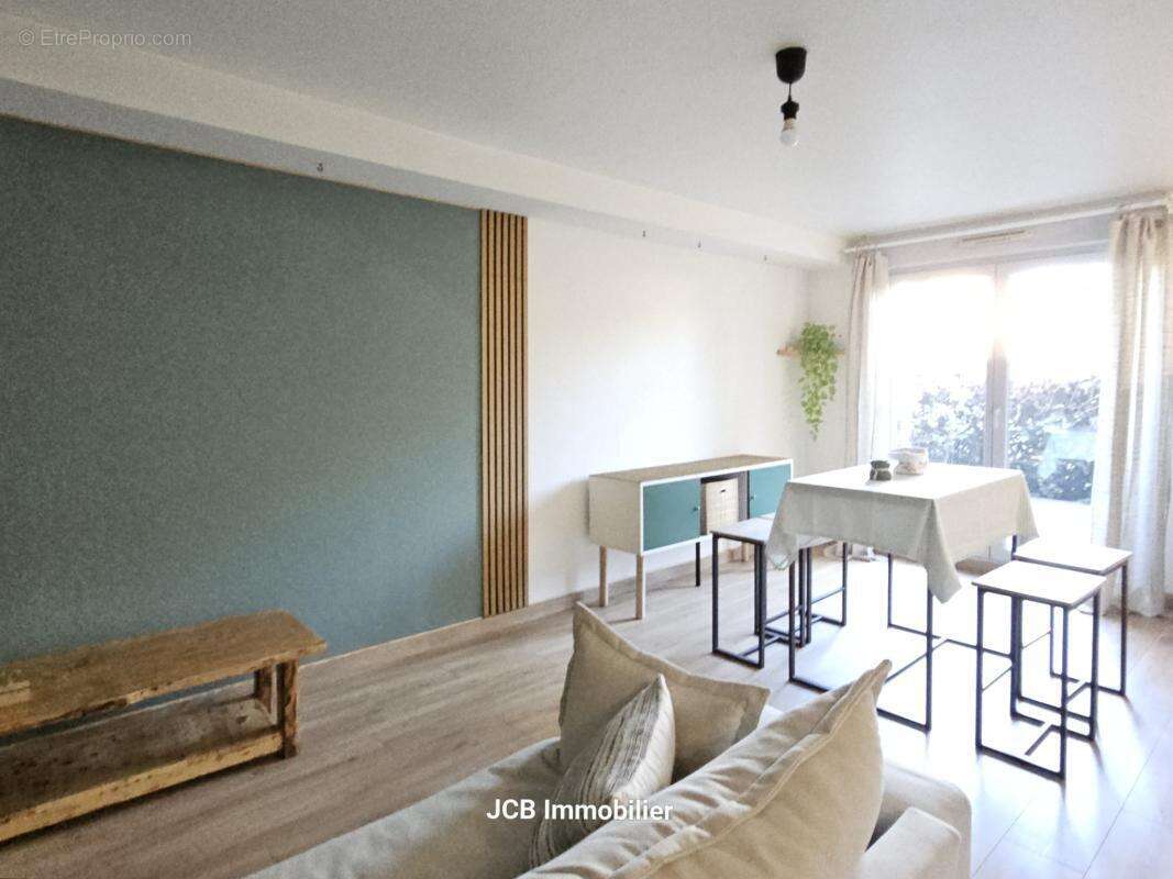 RANGUEIL - T2 MEUBLE avec terrasse, jardin et parking - photo 2