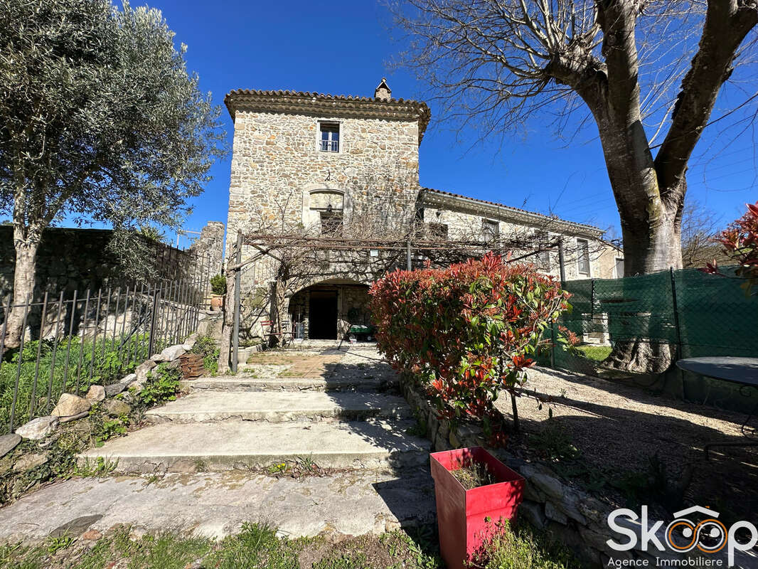 Maison à SAINT-HIPPOLYTE-DU-FORT