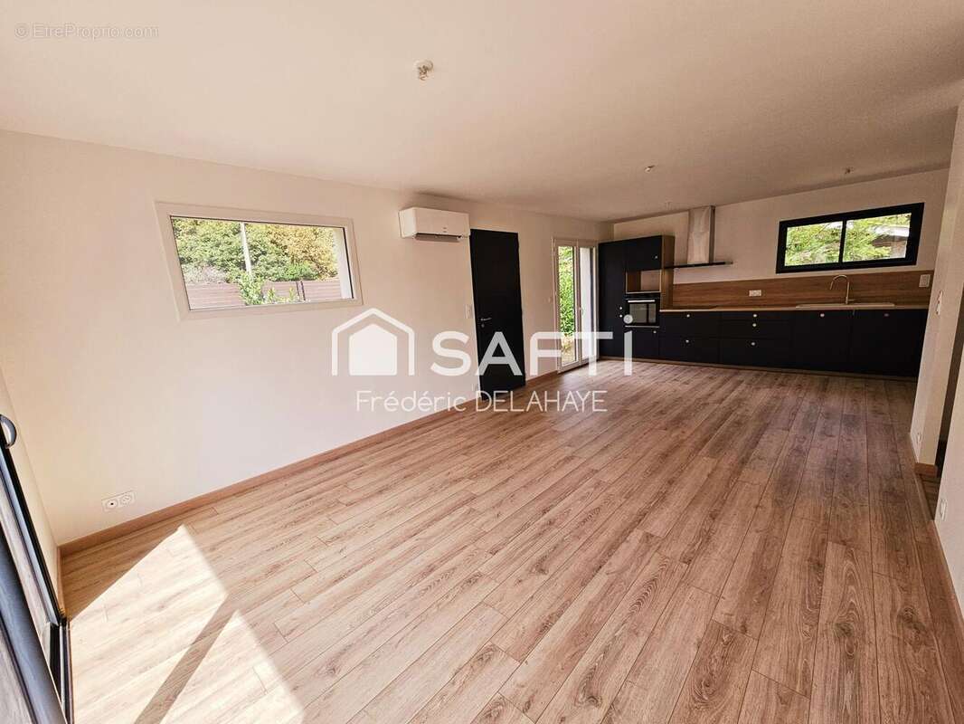 Photo 2 - Maison à SAINT-SAUVEUR