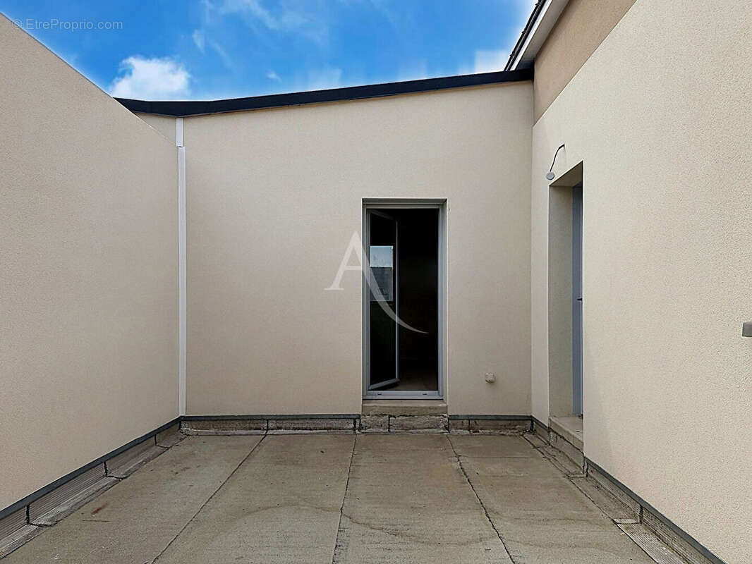 Maison Les Ponts De Ce 6 pièce(s) - photo 10