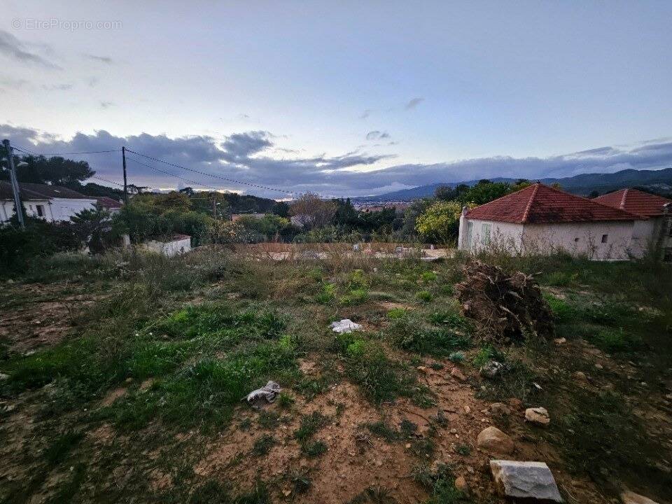 Terrain à ALLAUCH