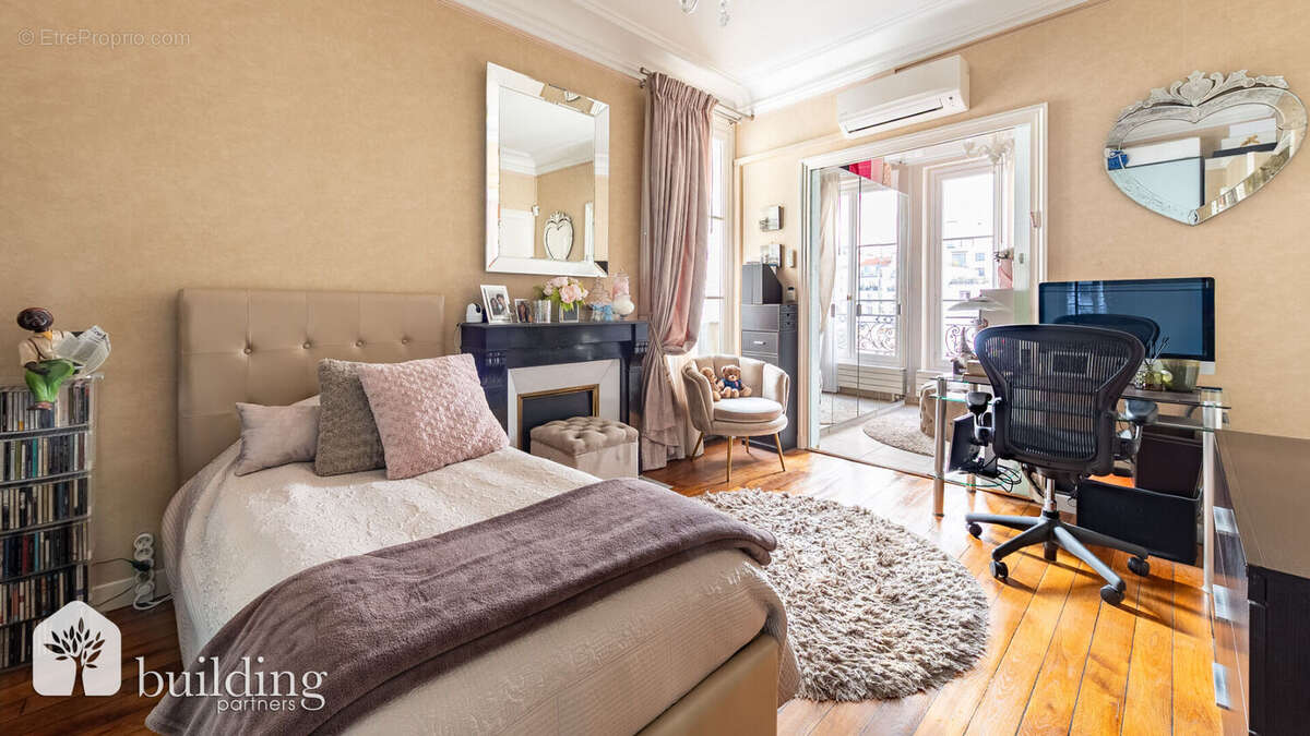 Appartement à PARIS-12E