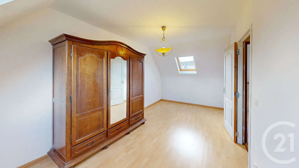 Maison à SAINT-QUENTIN