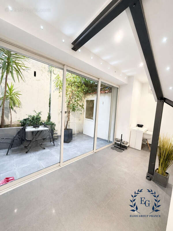 Appartement 37 m² à Marseille-7e  - photo 3