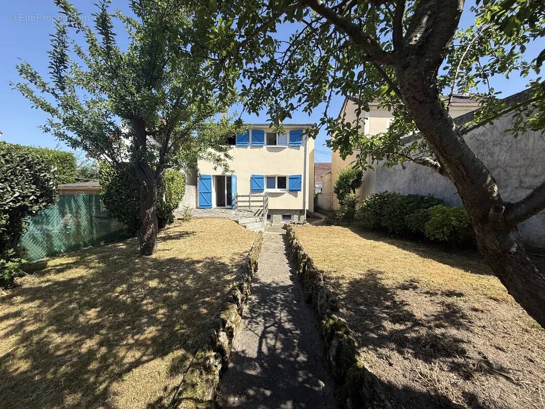Maison à CHELLES