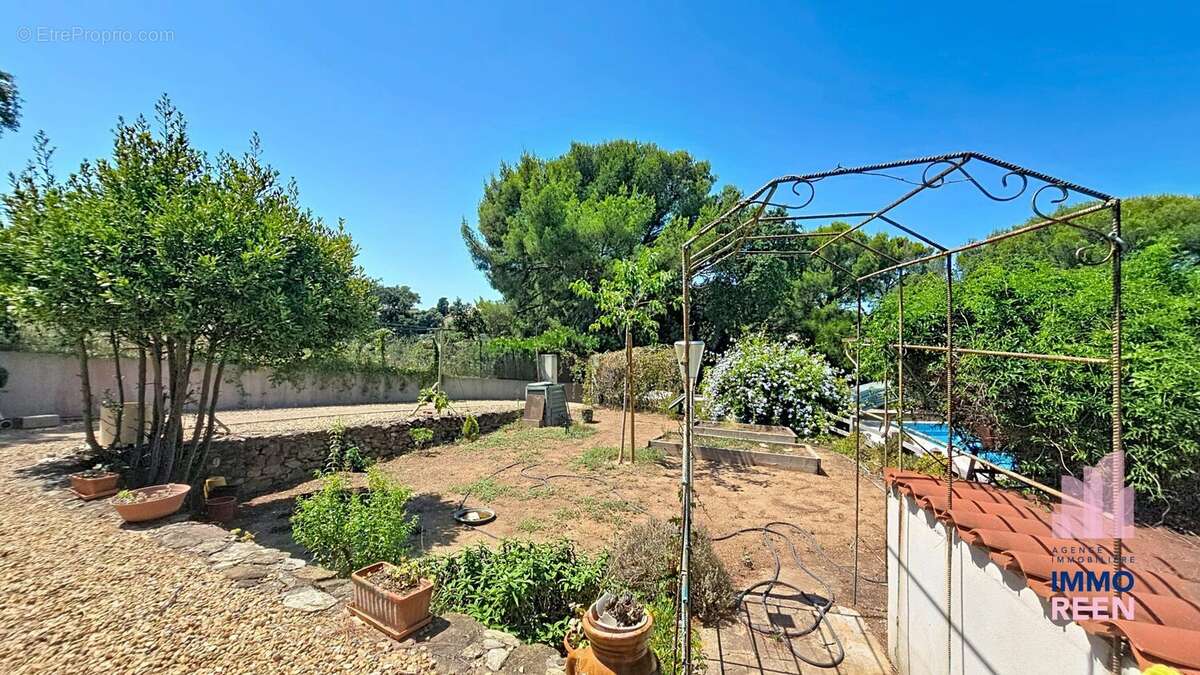 Maison 133 m² à La Seyne-Sur-Mer  - photo 5