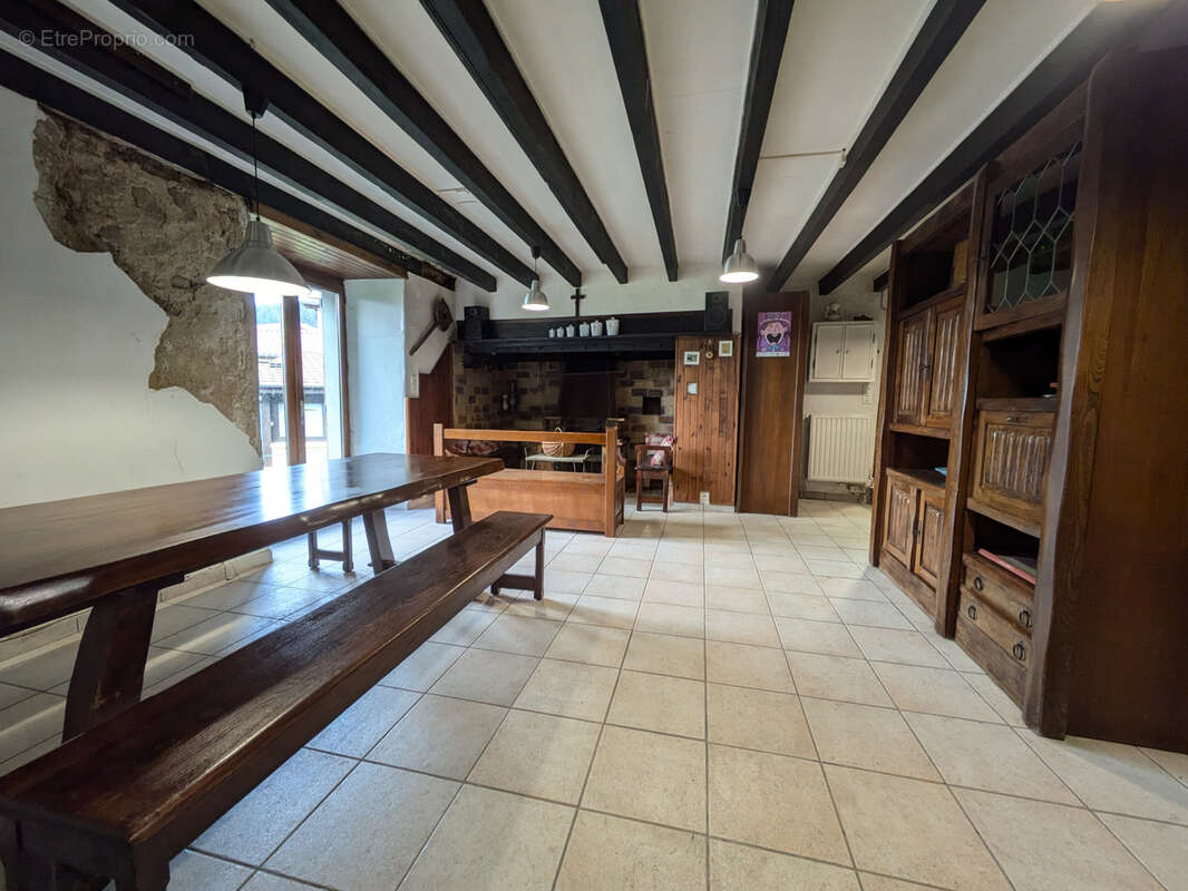 Maison à MONESTIER