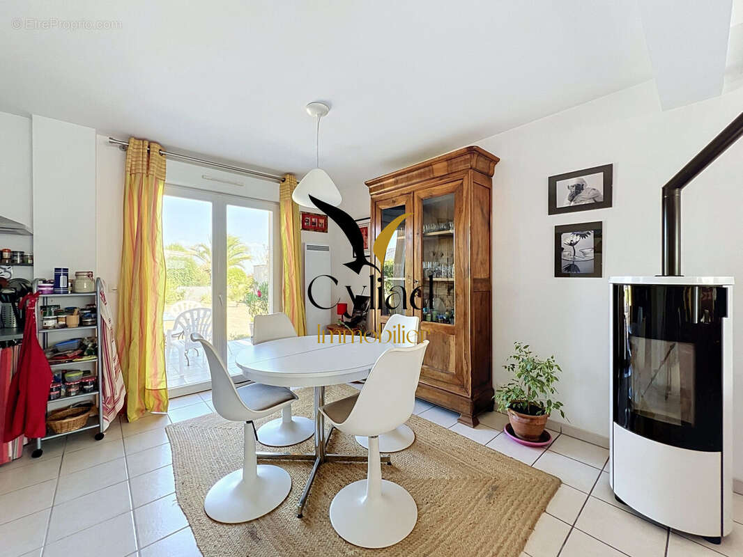 Maison 108 m² à Saint-Meloir-Des-Ondes  - photo 5