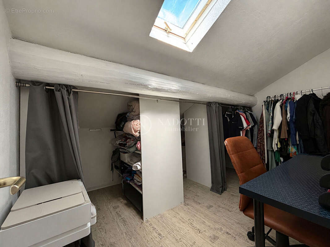 A VENDRE CADENET (84160) Appartement T3 avec stationnement et cave - photo 7