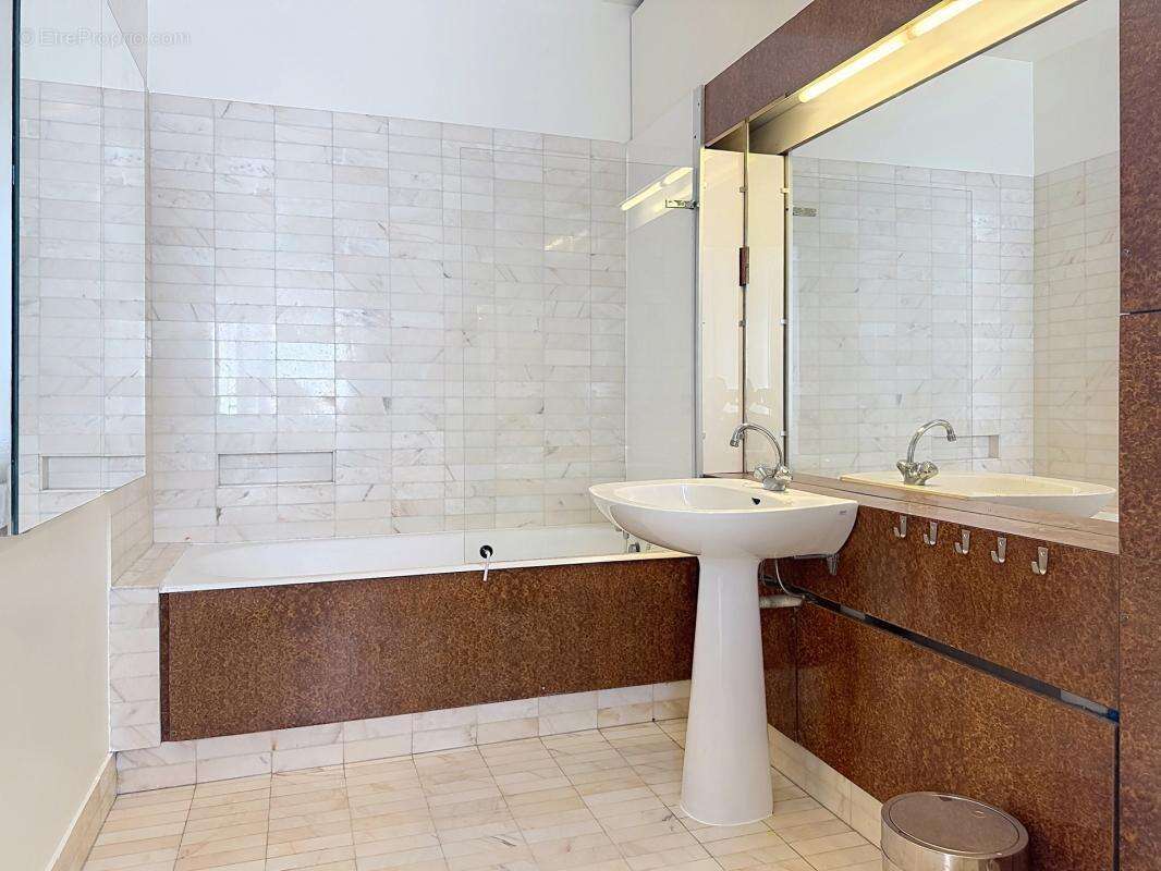 Appartement à GARCHES