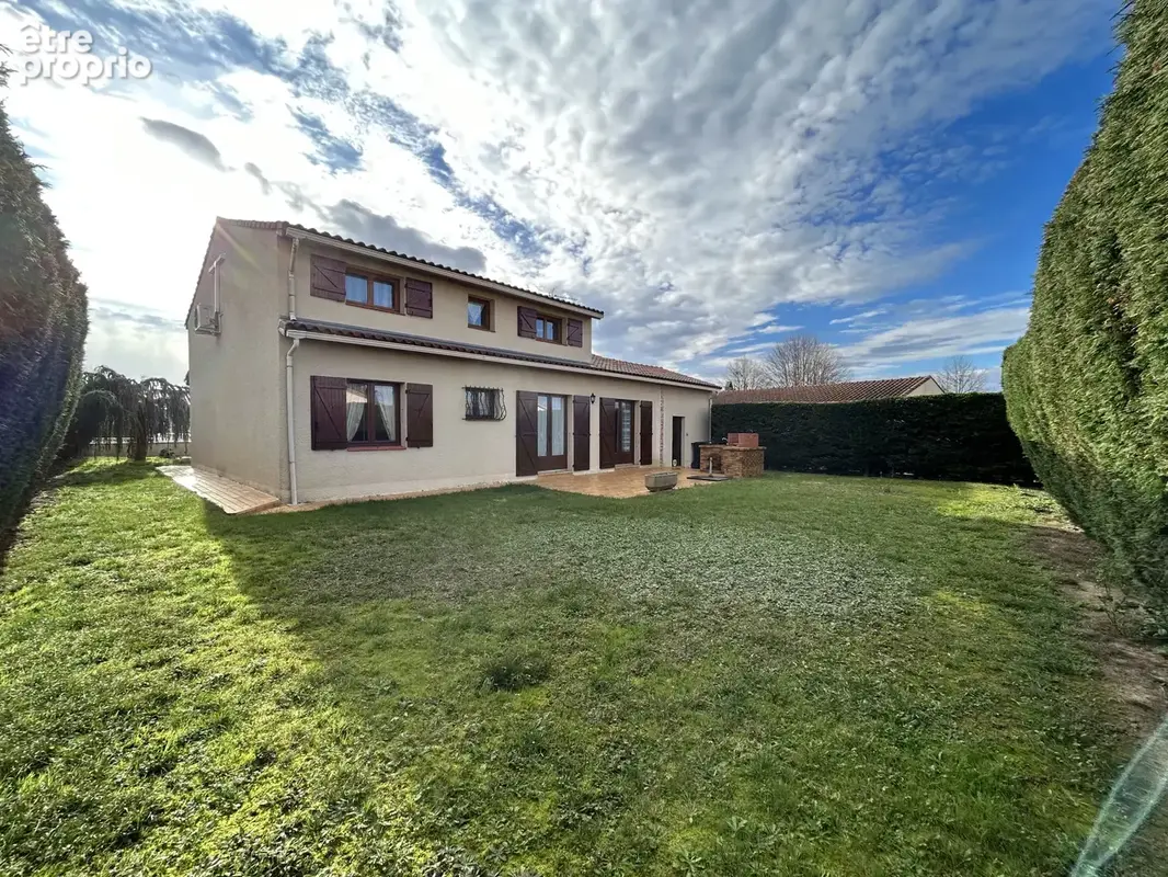 Maison t7 de 190m2 - photo 6