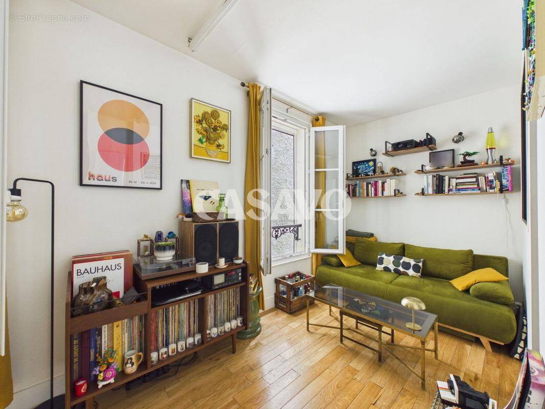 Appartement à PARIS-18E