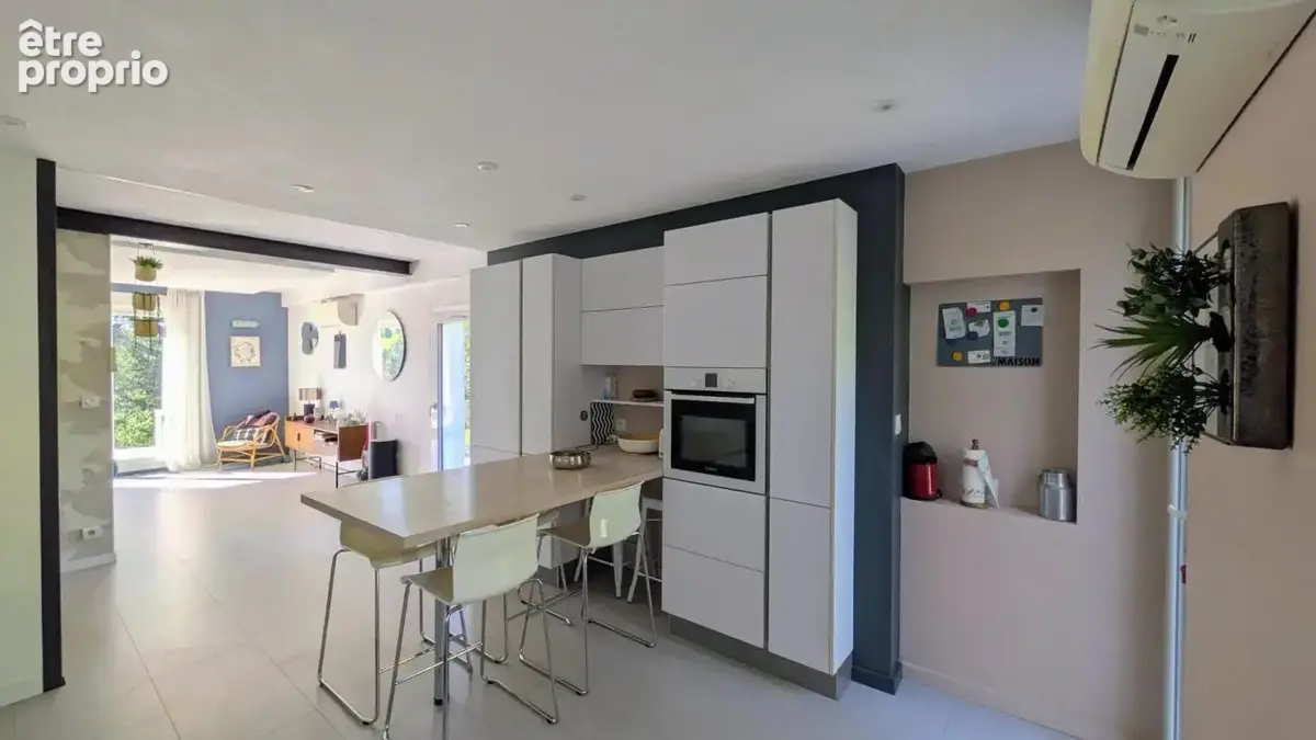 Maison spacieuse (6 Chambres) avec piscine, proche de la nature - photo 3