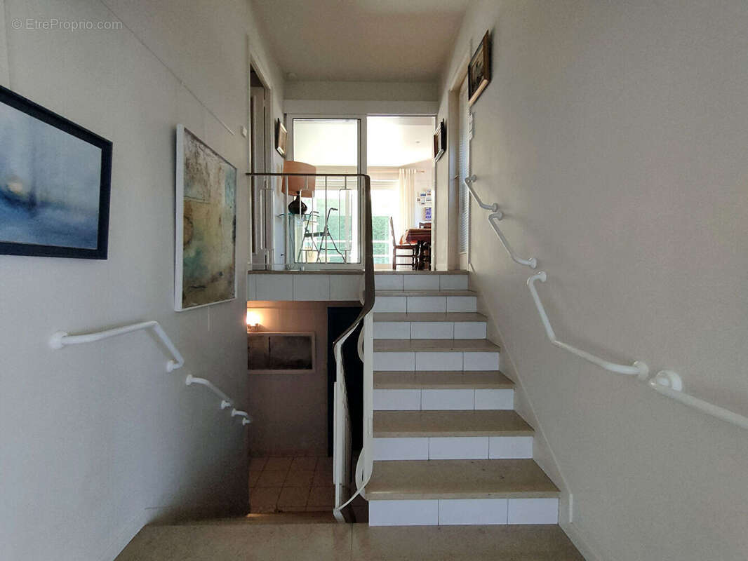 Maison Bolbec 7 pièce(s) 212 m2 - photo 4
