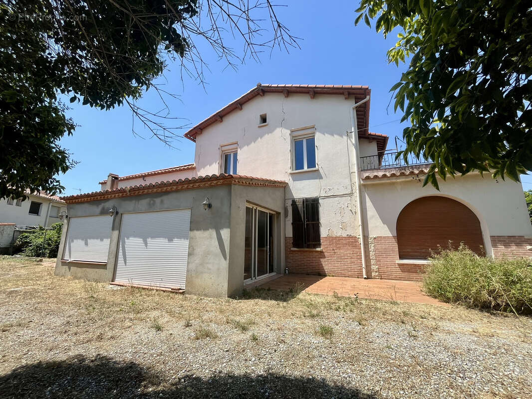 Maison de style comprenant 2 logements sur 1540m2 de parcelle divisible - photo 29