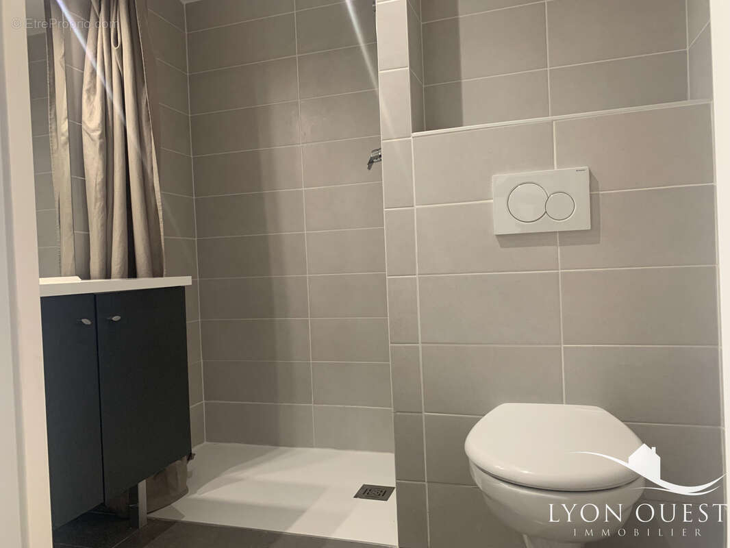 Charbonnières-les-bains au calme rez de jardin de 103m2. - photo 9