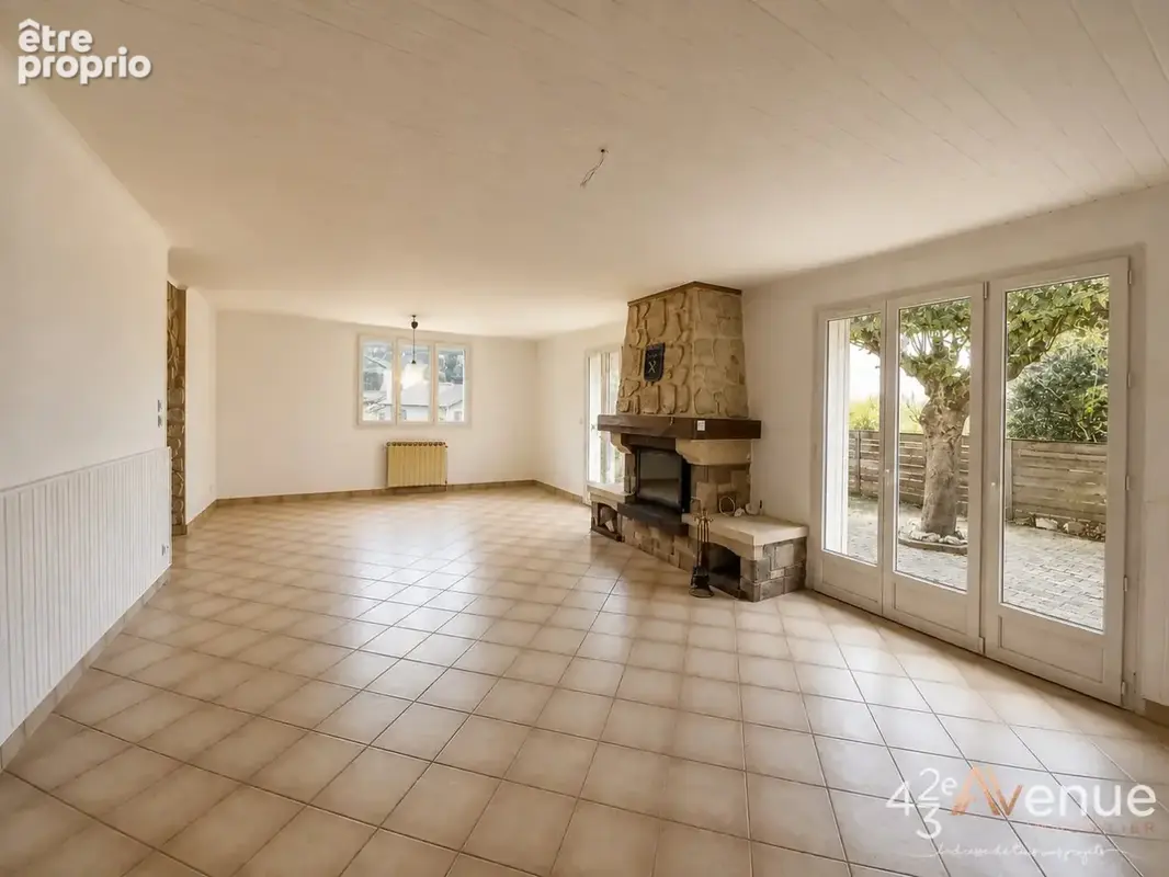 Maison 5 pièces 154 m² à vendre à Rive-De-Gier (42800) - photo 2