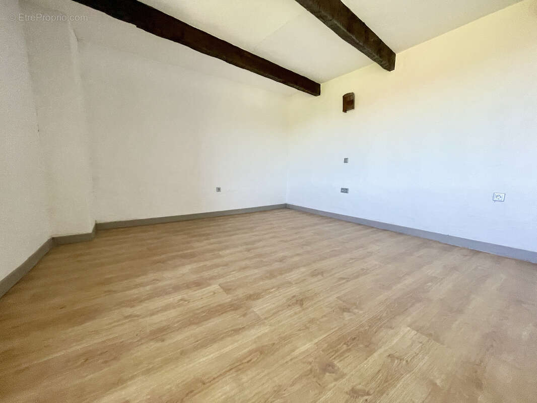 Maison à LAMALOU-LES-BAINS