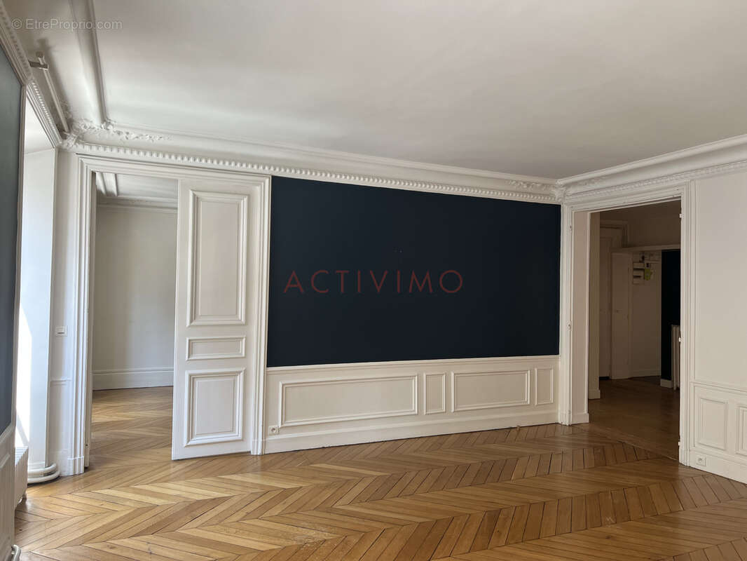 5 PIECES 110 m2 - Rue de Rennes - photo 4