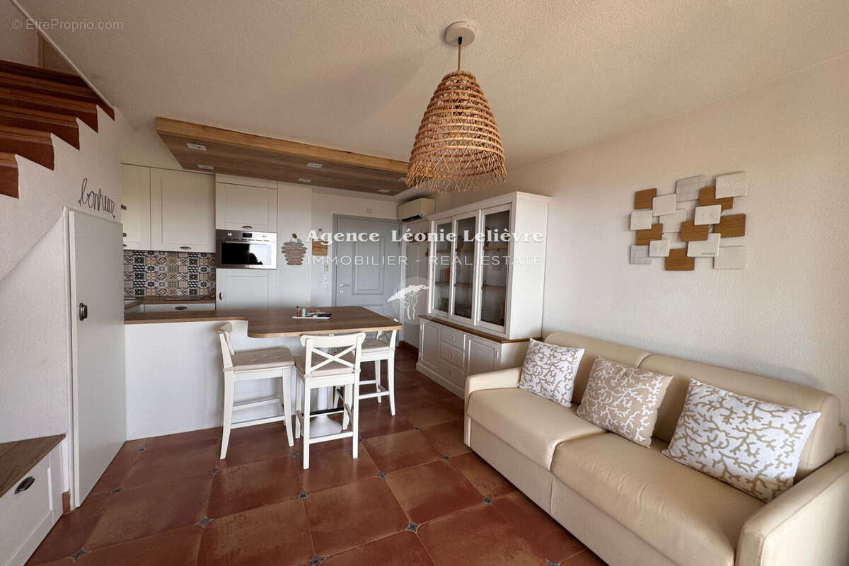 Maison à LES ISSAMBRES