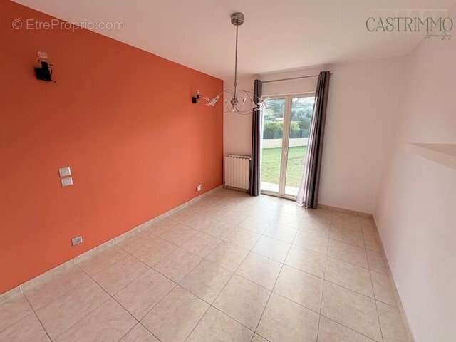 Maison à SUSSARGUES