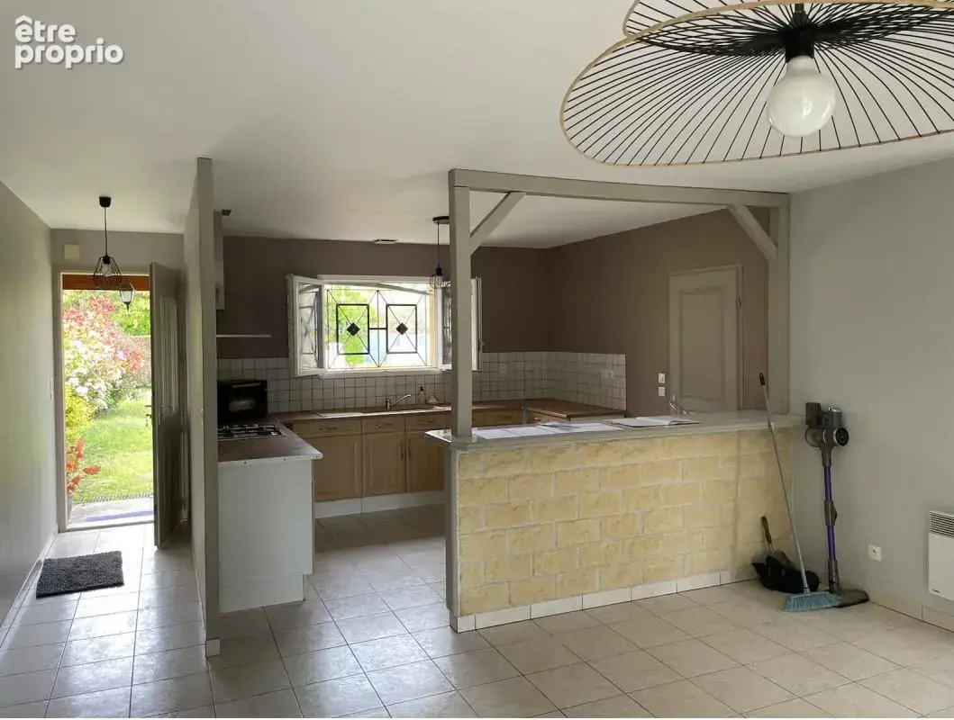 Maison 85 m² à Saint-Christoly-De-Blaye  - photo 4