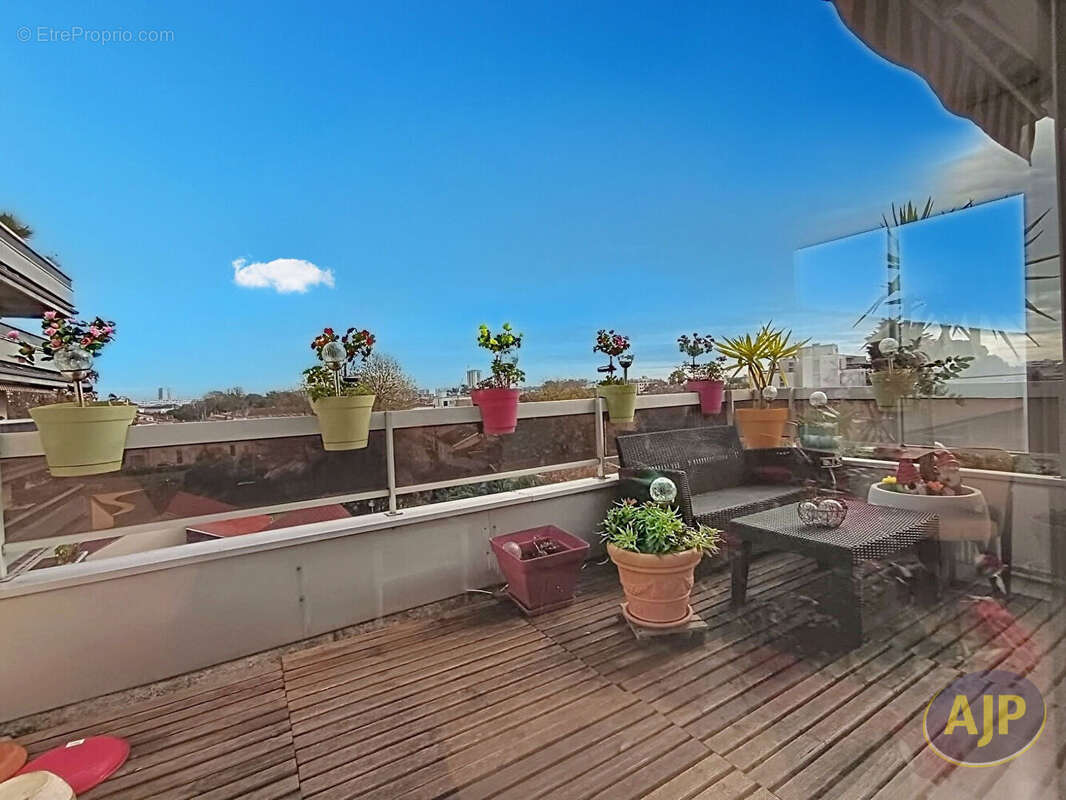 Appartement à LE BOUSCAT