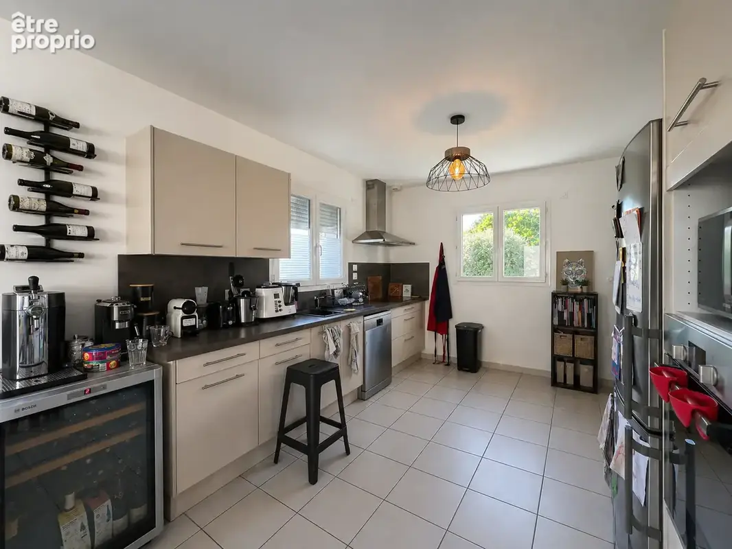 Communay - maison 4 pieces - coeur de village - photo 6