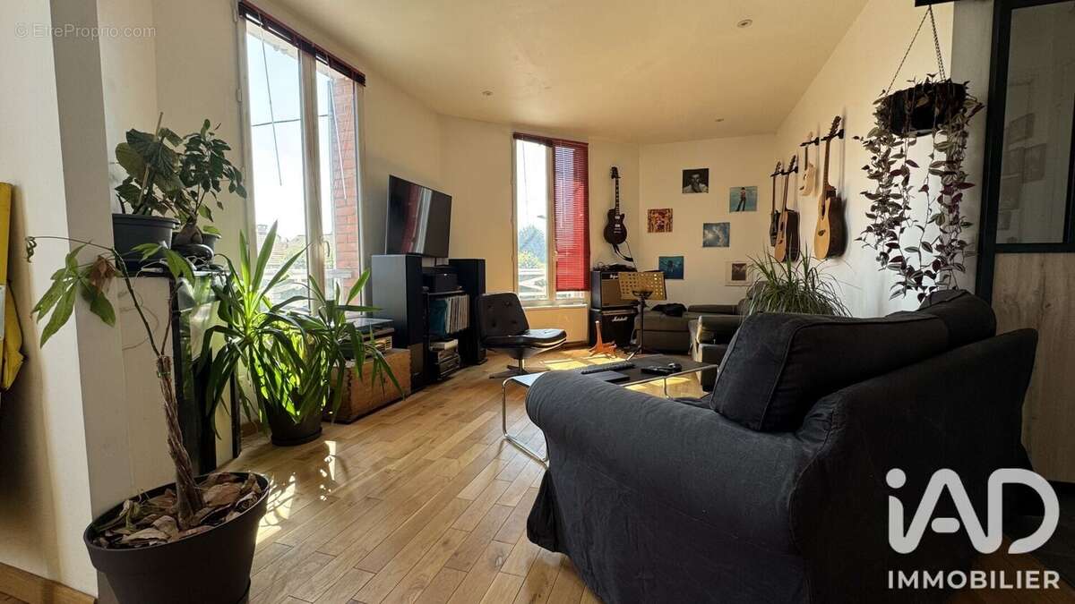 Photo 3 - Appartement à HOUILLES