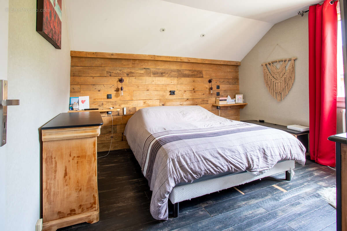 Autre à SAINT-ALBAN-LEYSSE