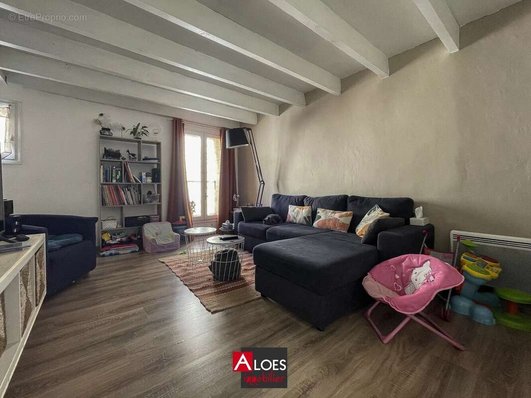 Maison Aigues-Mortes intra-muros 4 pièces - photo 5