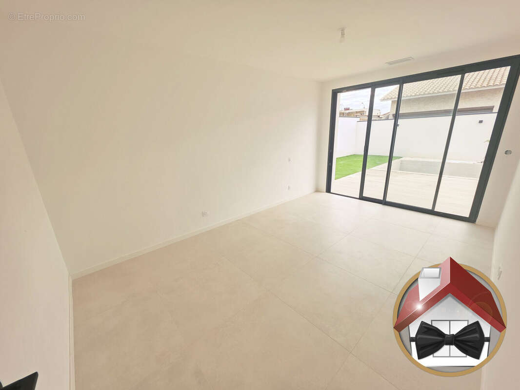 Maison à FRONTIGNAN