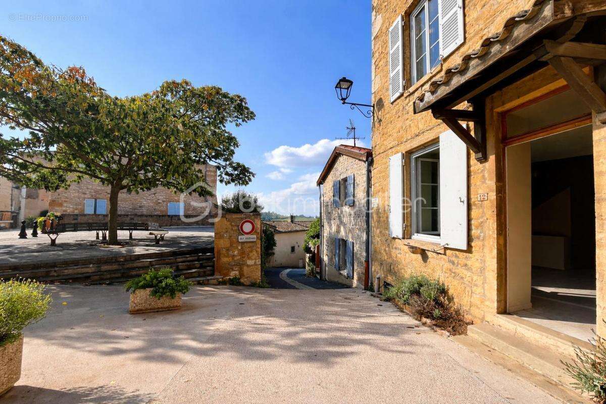 Appartement à POMMIERS