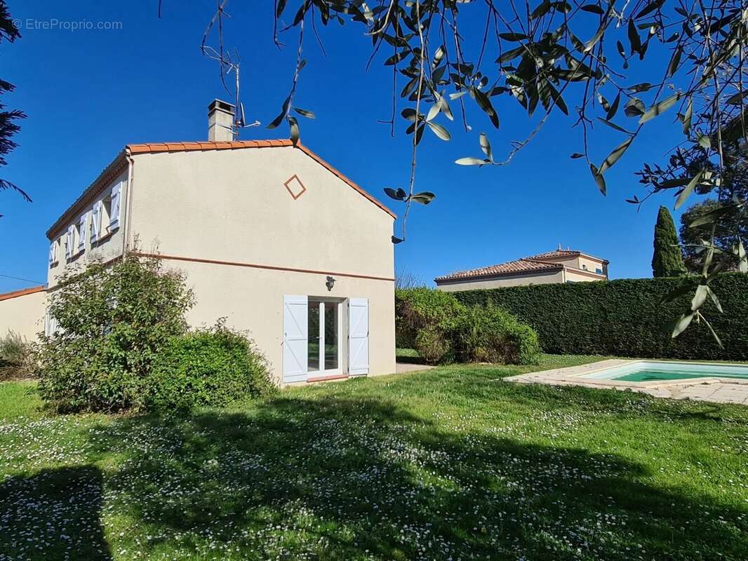 Maison à SAINT-LOUP-CAMMAS