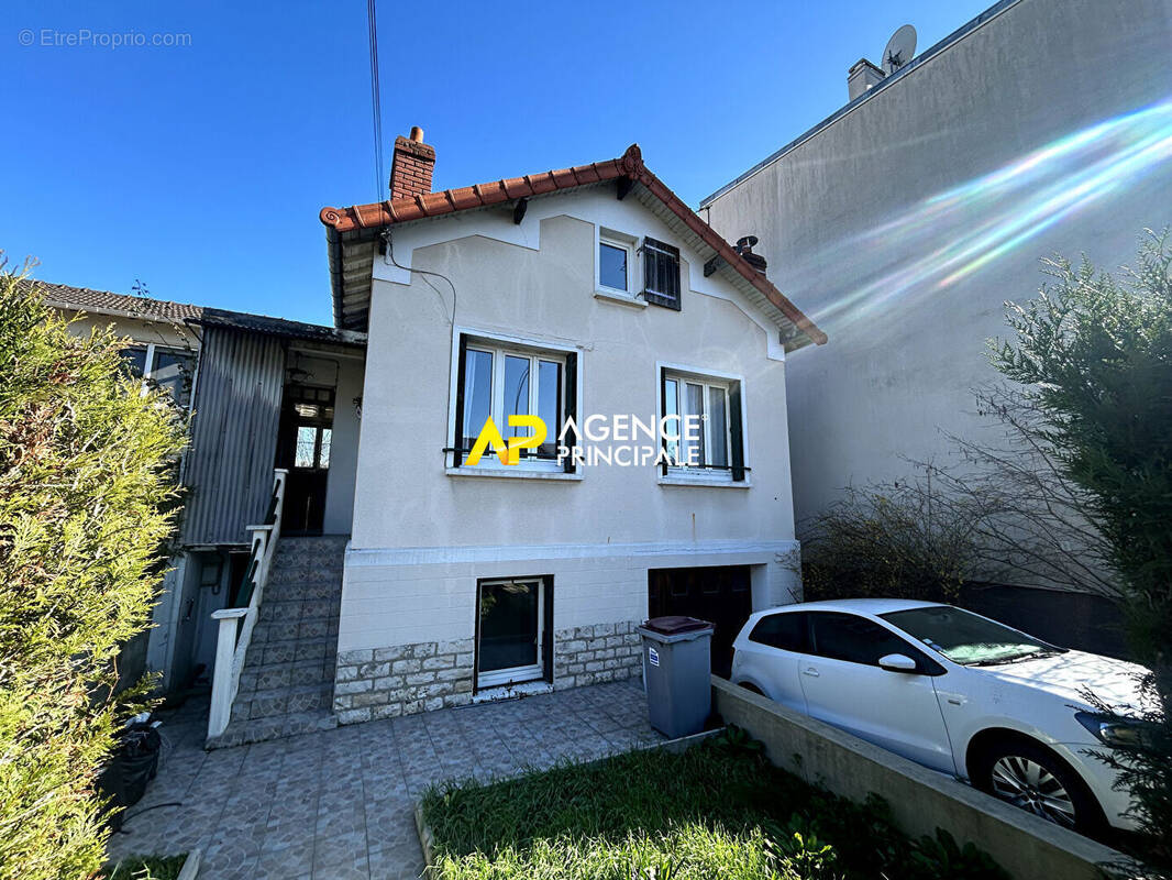 Maison à BEZONS