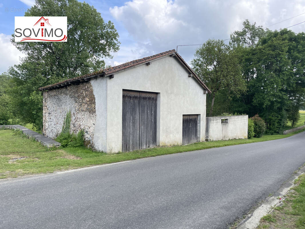 Maison à ANSAC-SUR-VIENNE